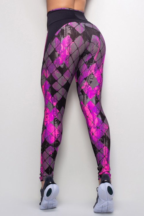 Calça Legging Estampada Warrior com recortes
