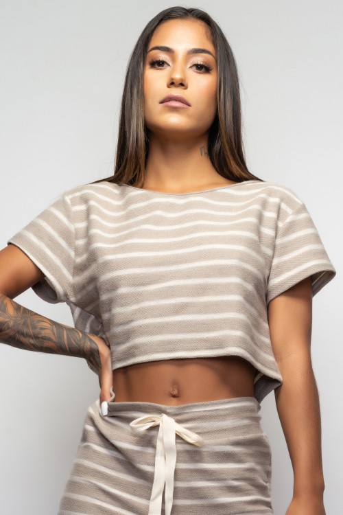 Blusa Cropped de moletinho orgânico Botanika