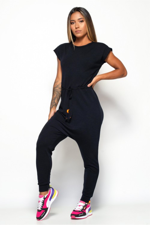 Macacão Saruel Angê Athleisure preto