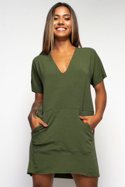 Vestido Angê Athleisure verde militar