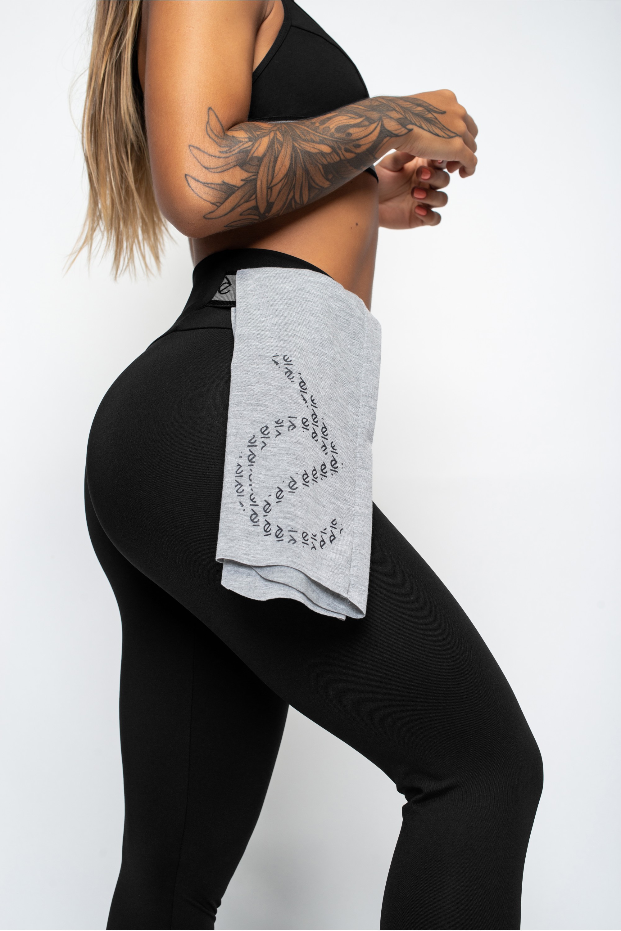 Calça Legging Feminina Preta Bold