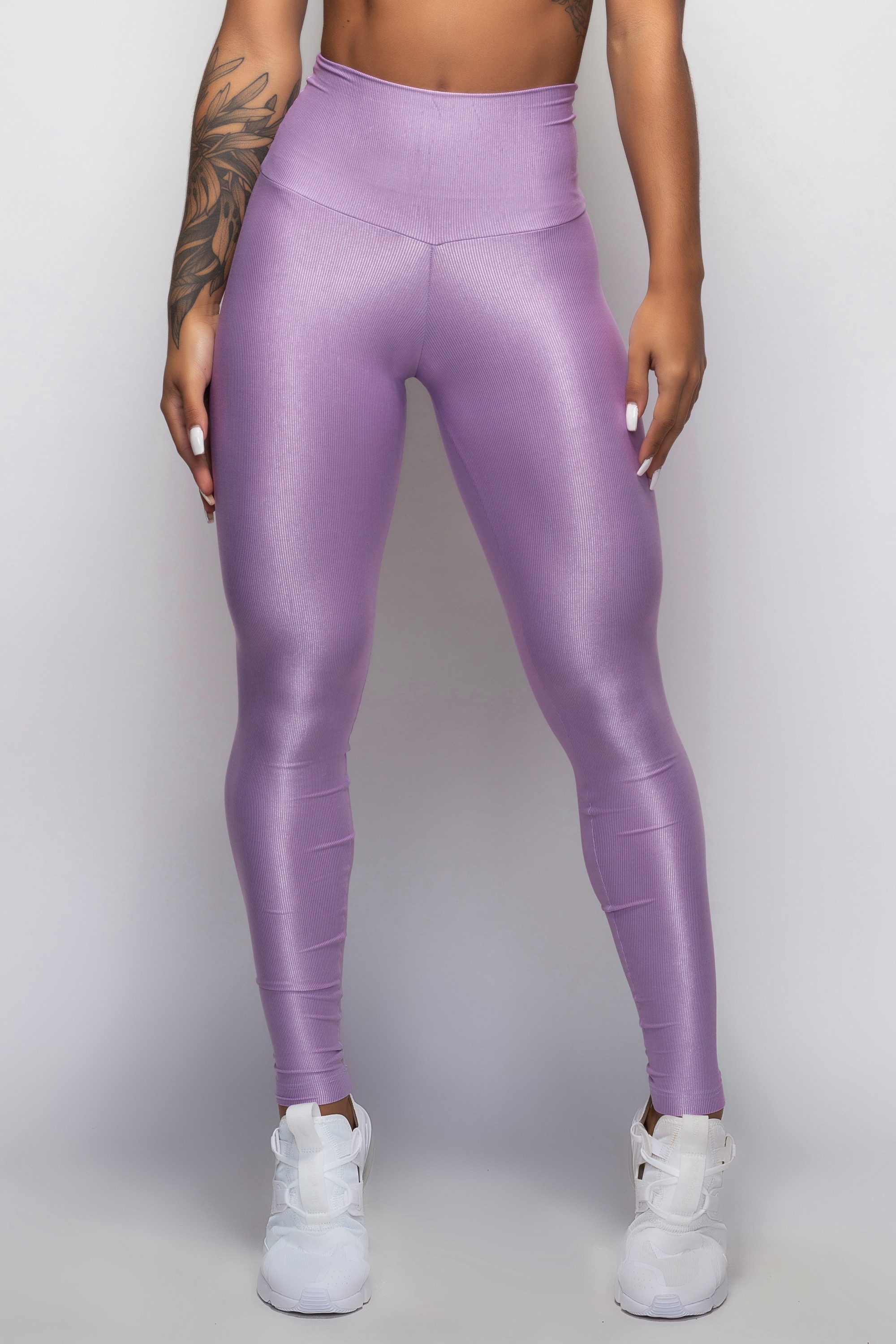 Calça Legging Preta Midi com bolso Essence