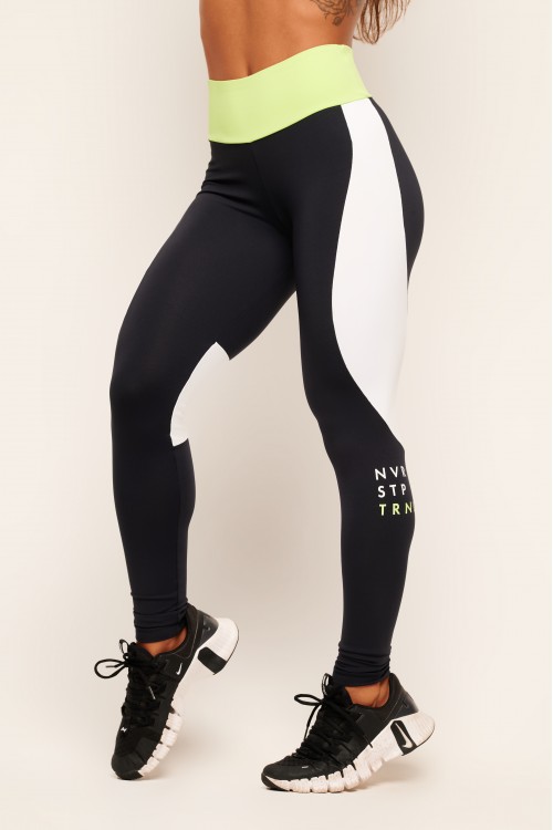 Calça Legging Preta Never Stop Trying