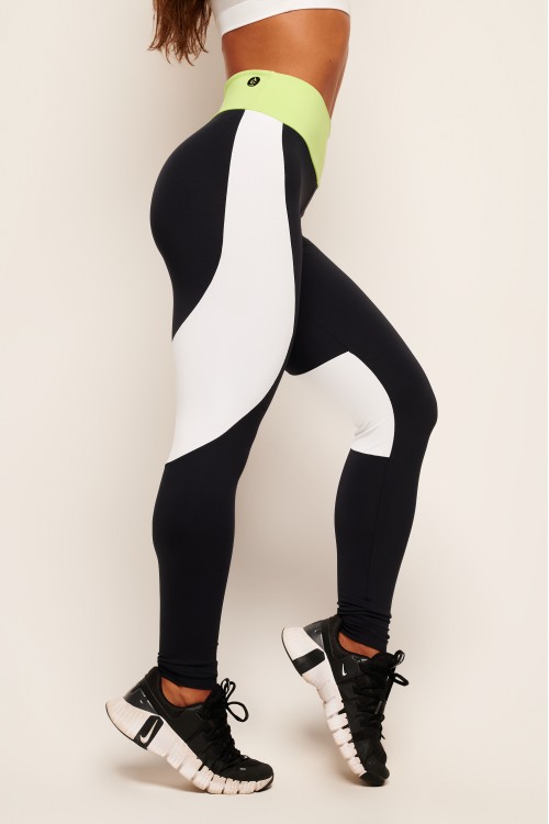 Calça Legging Preta Never Stop Trying