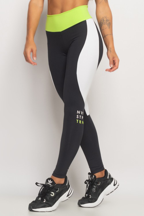 Calça Legging Preta Never Stop Trying