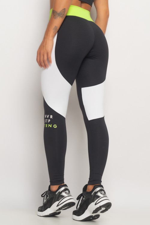 Calça Legging Preta Never Stop Trying