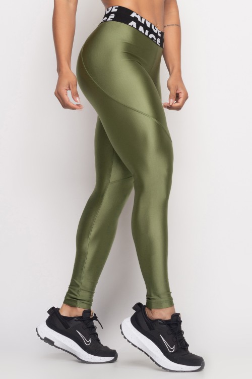 Calça Verde Militar com brilho Everglow