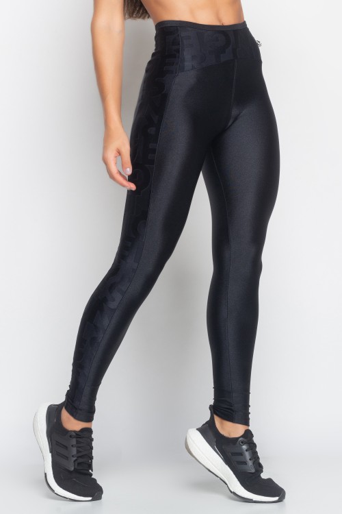 Calça Legging Preta com brilho e textura Flip