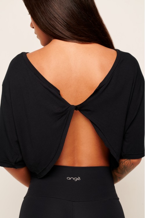 Blusa Cropped Preta Twist
