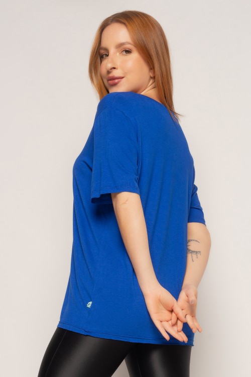 Blusa Básica Gola V Azul