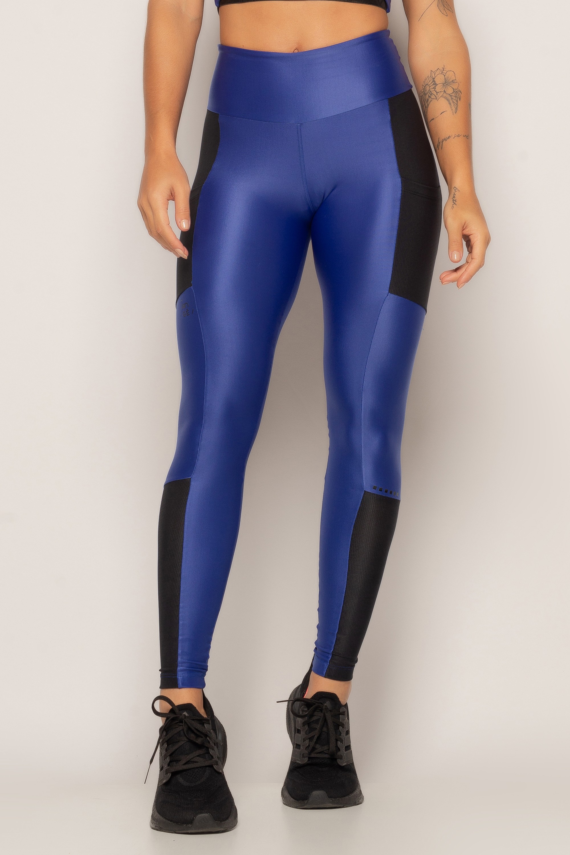 CALÇA LEGGING AZUL COM BRILHO E TEXTURA SPOT