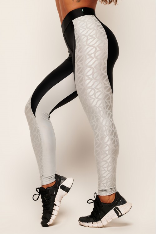 Calça Legging Preta e Cromo Interface