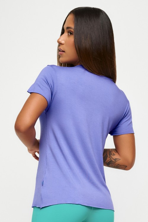 Blusa Lavanda Básica Manga Curta