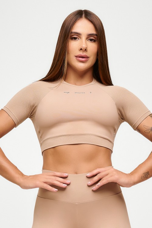 Top Cropped Avelã Smith