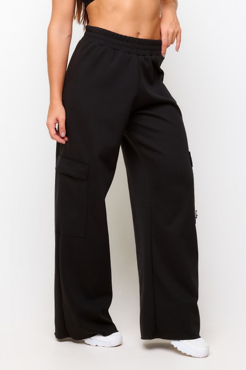 Calça de Moletom Preta Cargo