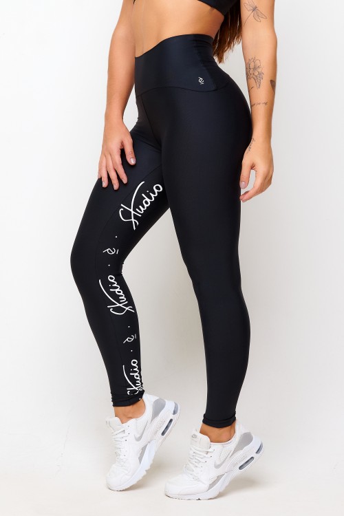 Calça Legging Preta Soft Light Studio