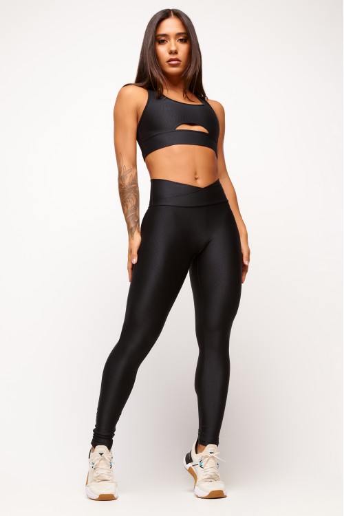 Calça Legging Black Transpassada Essence