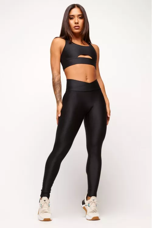 Calça Legging Black Transpassada Essence