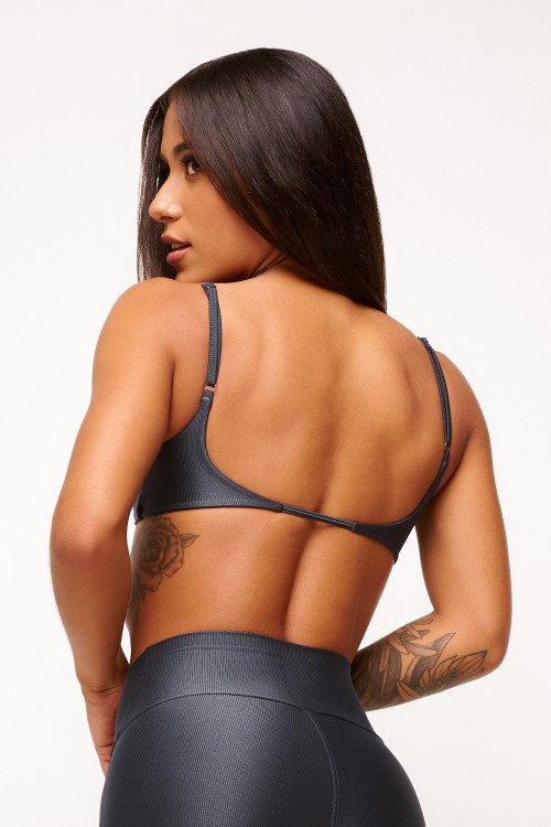 Top Gray Fit com Decote Essence