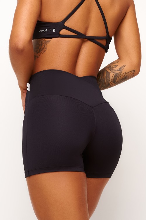Short Preto Básico Transpassado