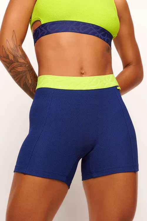 Short Marinho com Blackout Youth