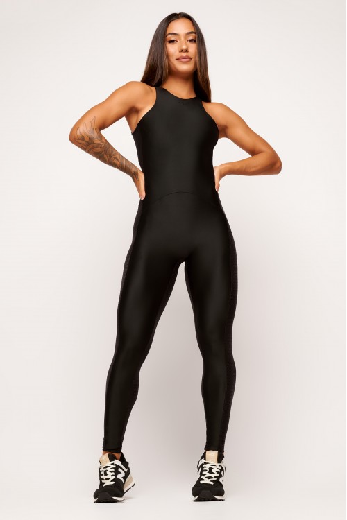 Macacão Preto Curve