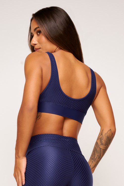 Top Marinho com textura Dedication