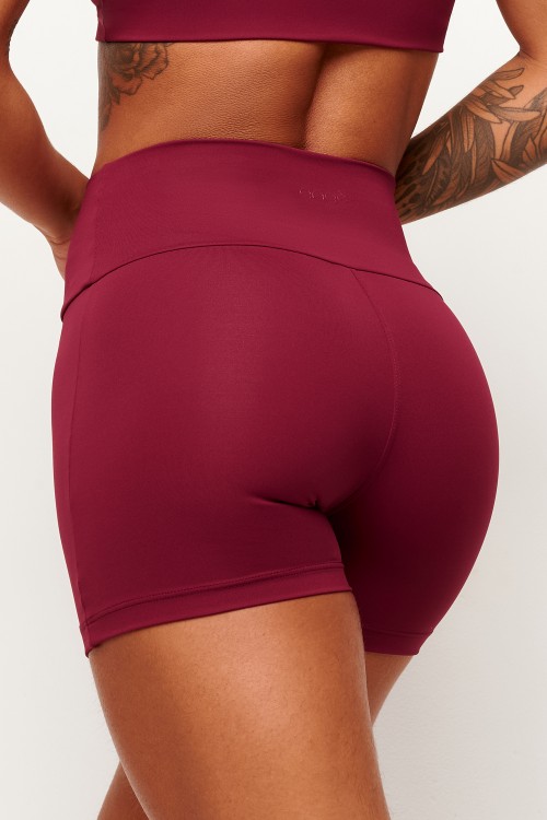 Short Merlot sem costura frontal
