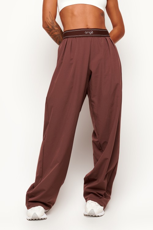 Calça marrom awaken