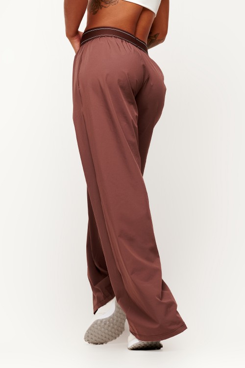 Calça Marrom Awaken
