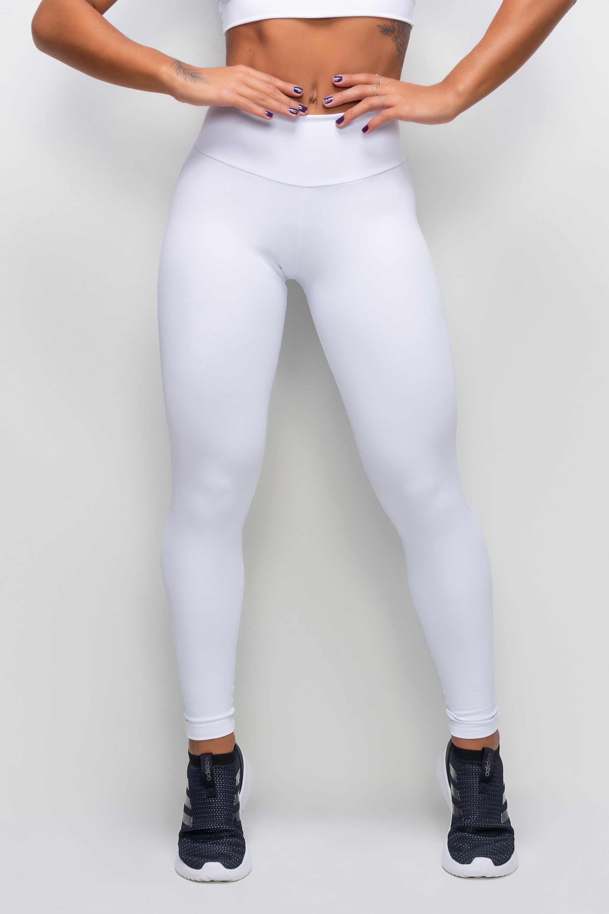 calça legging branca feminina