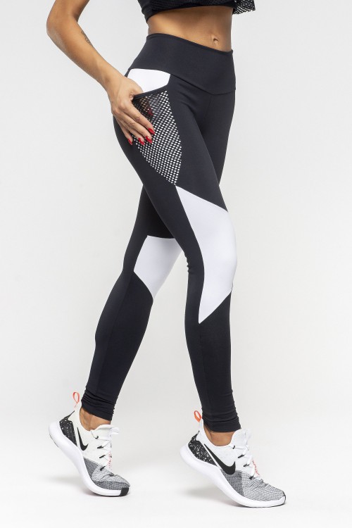 Calça Legging Rebel preta com bolso